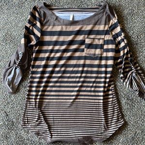 Striped three quarter sleeve top